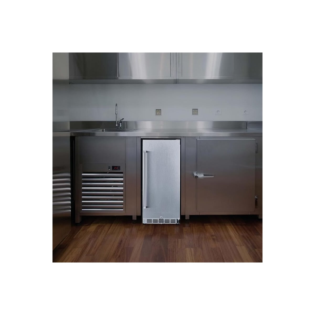 Newair 15" 3.2 Cu. Ft. Commercial Stainless Steel Built-in Beverage Refrigerator, Weatherproof and Outdoor Rated, ENERGY STAR, Fingerprint Resistant